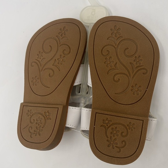 NWT Baby Deer White Sandals – Toddler Size 5 - Picture 3 of 8